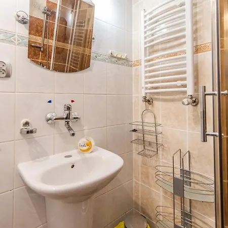 Goscinne Apartman *